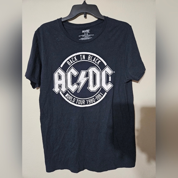 AC/DC | Shirts | Acdc Back In Black Tshirt Medium | Poshmark